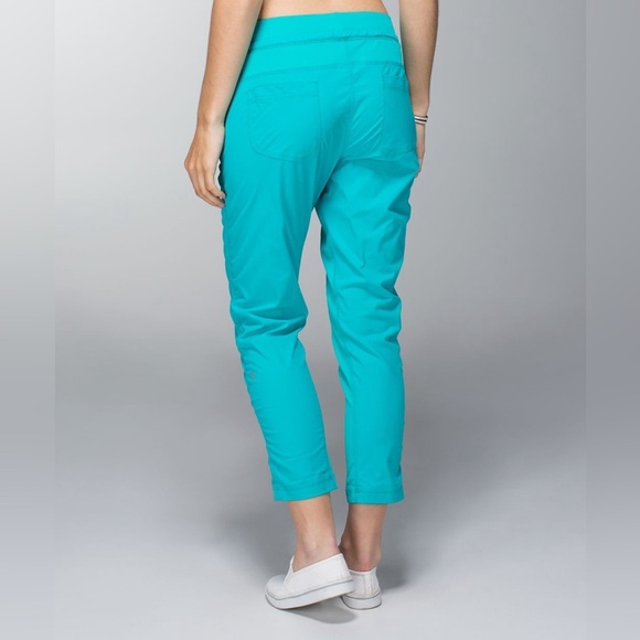 Lululemon Street To Studio Pant Unlined Size 4 - Picture 4 of 9